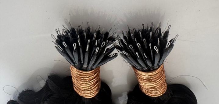 Extensions de cheveux en nano-perles noires naturelles n° 1B – 100 % cheveux humains Remy | Paquet de 50 g (50 mèches) | Réutilisables | Expédié depuis le Canada