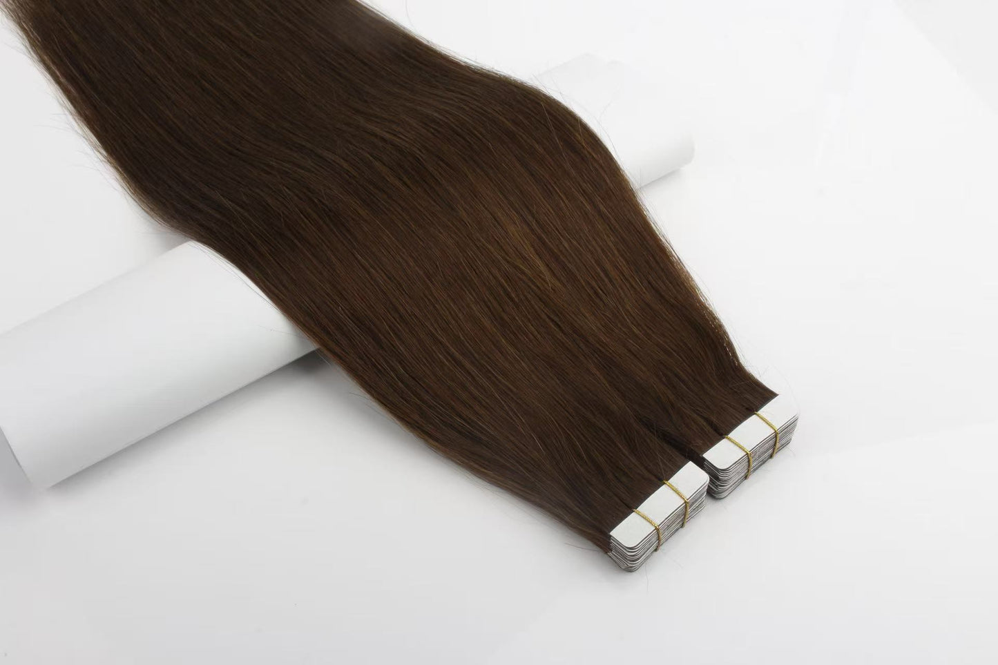 Extensions de cheveux à bandes adhésives brun foncé n° 4 – 100 % cheveux humains Remy | Paquet de 50 g | 10 à 30 po | Réutilisables | Expédié depuis le Canada